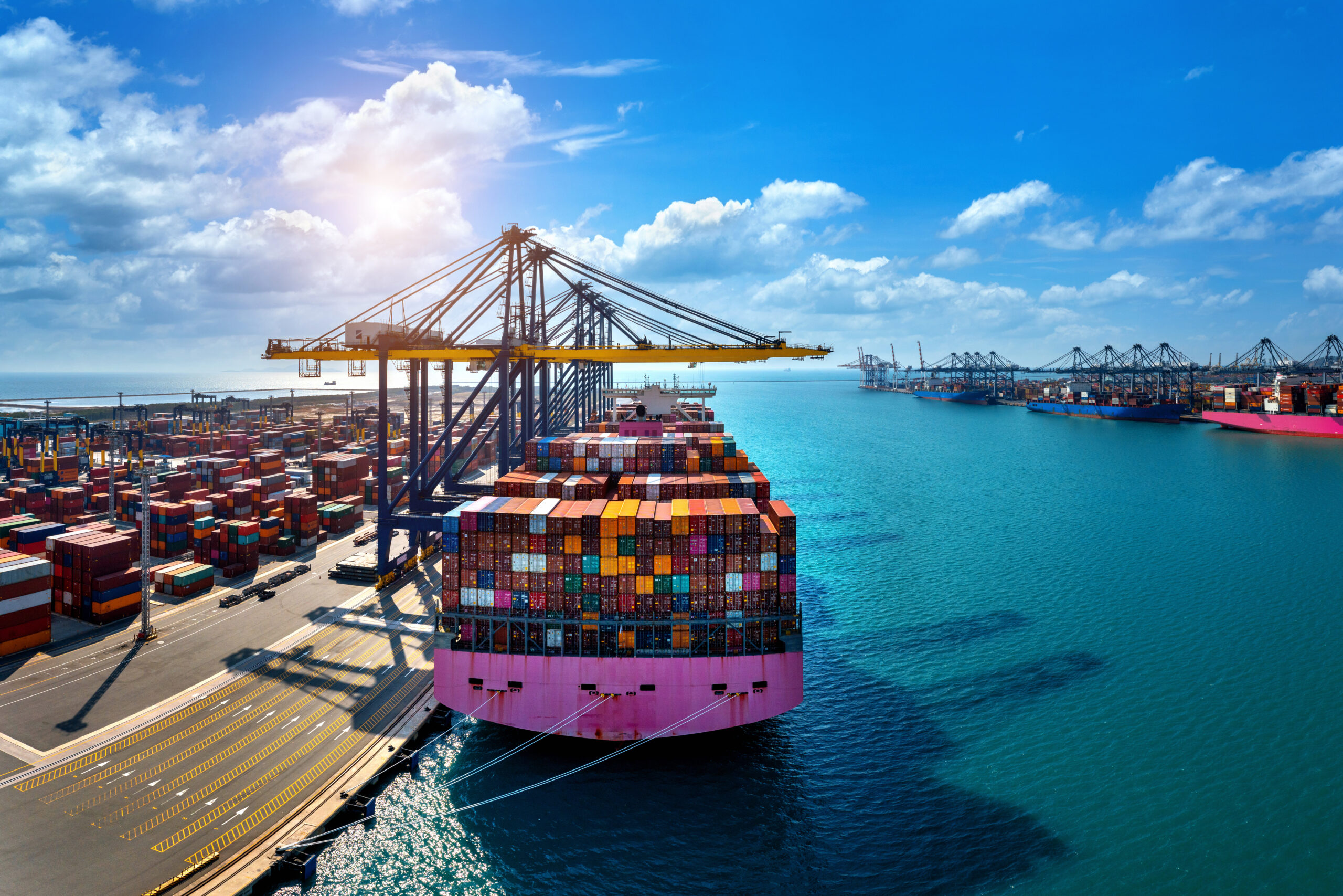 Managing Import-Export: What’s the Best Option for Your Business?